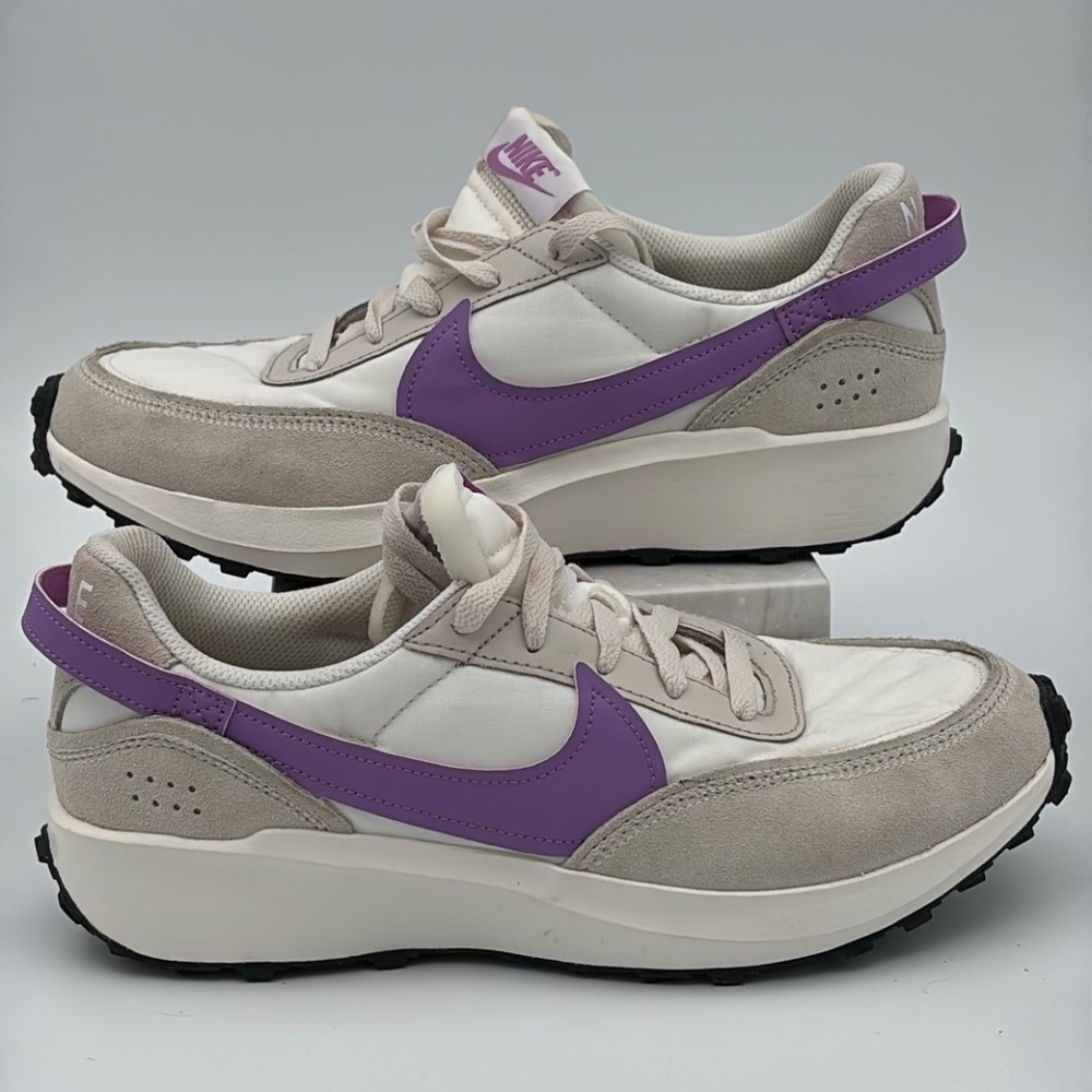 2023 Nike Women's Waffle Debut in 'White Rush Fuchsia' Size 10